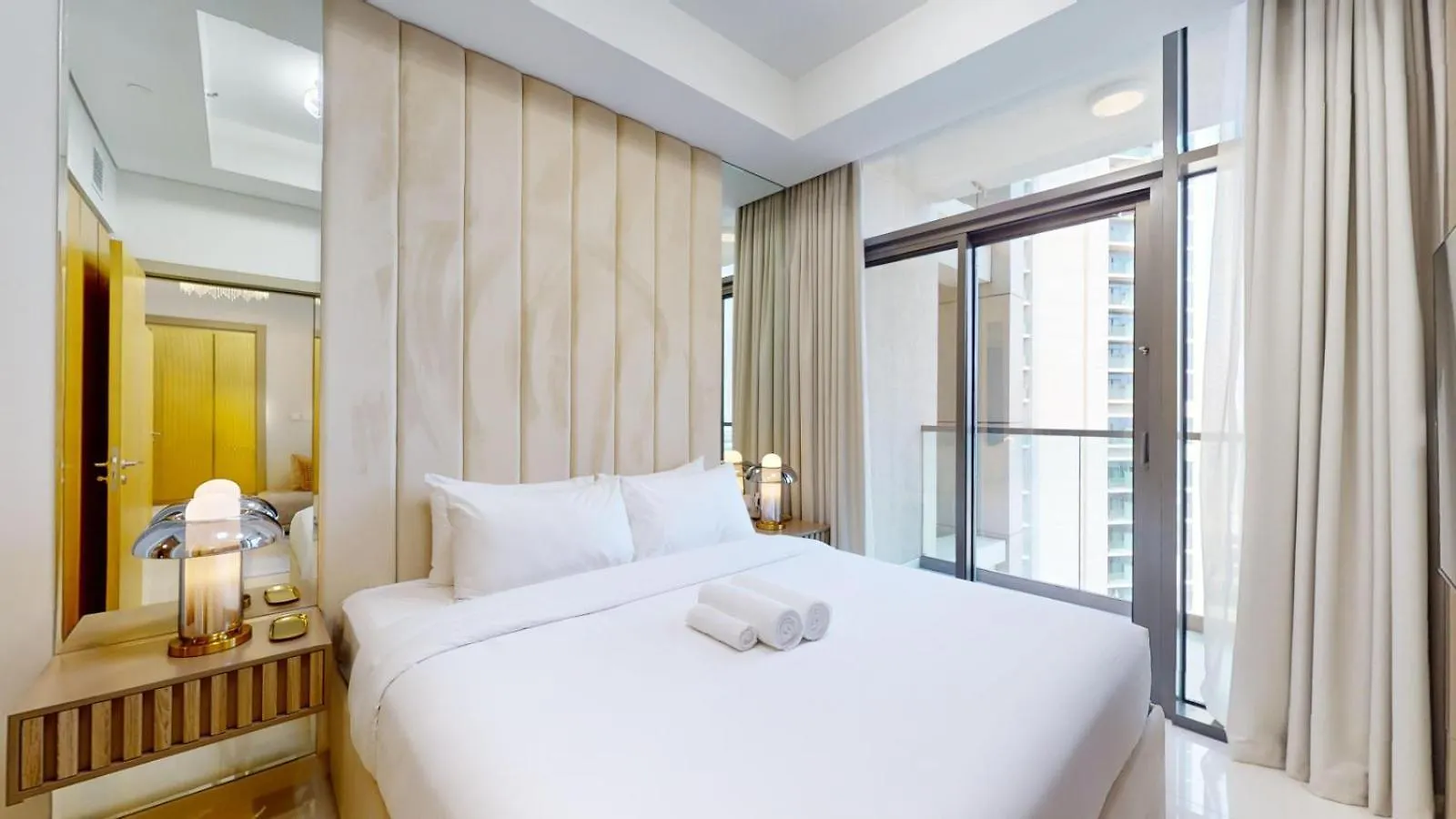 Aykon City - Classy Two Bedroom In Business Bay Dubai
